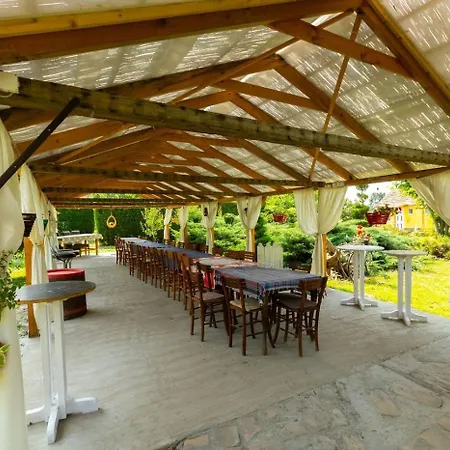 Salas Vujic Appartement *