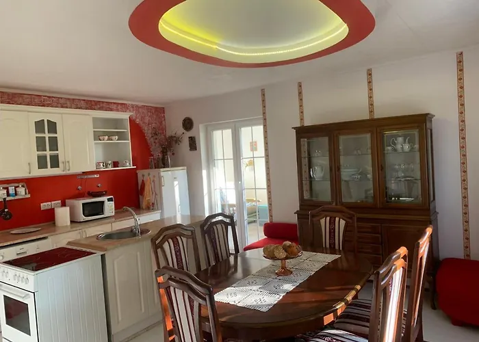 Daire Salas Vujic Bečej